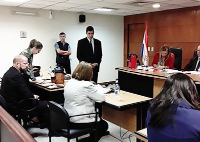 Exministra declara en juicio - Edicion Impresa - ABC Color