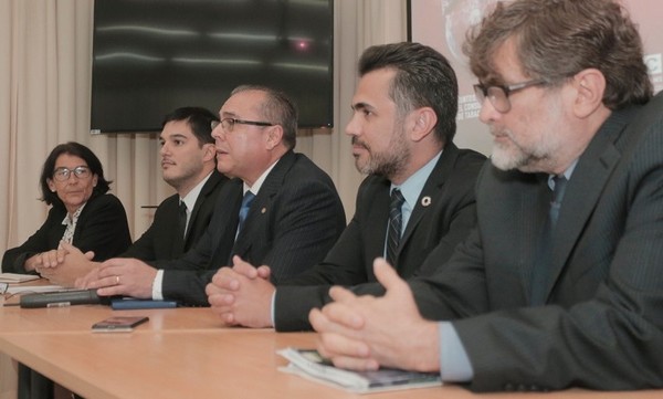 Impuesto al tabaco: OMS considera que existe margen para un incremento - Radio 1000 AM