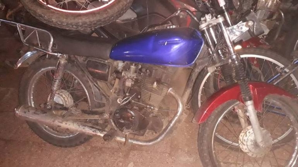 HOY / Atrapan a motochorros que acechaban en Mora Cue, Luque