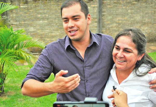 Prieto anuncia un censo para quitar a planilleros de la Comuna de CDE | Diario Vanguardia 07