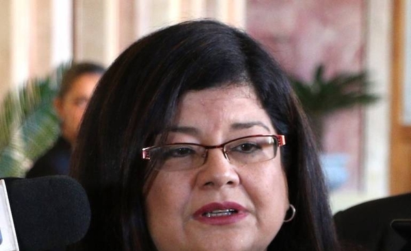 HOY / Recuerdan antecedentes de candidata a la Corte y piden apartarla de competencia