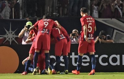 El Ciclón quiere ser primero del grupo - Deportes - ABC Color