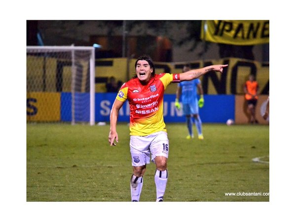 Un apabullado Santaní recibe al Danzarín
