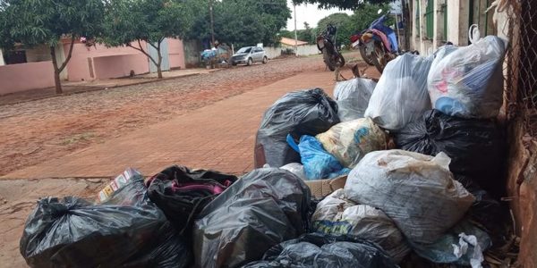 Franqueños castigados por mal servicio de recolección claman una solución - ADN Paraguayo