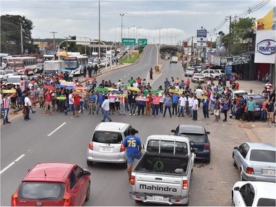 ¿Qué reclaman los importadores de vehículos usados?