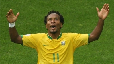 HOY / Zé Roberto pide que le retiren a Neymar el brazalete de capitán