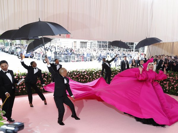 Excentricidad y estilo libre en una divertida gala del MET