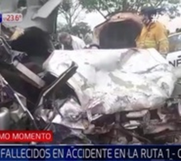 Camioneta de BNF protagoniza choque que deja dos muertos - Paraguay.com
