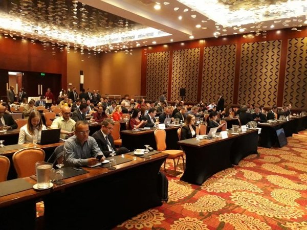 Buscan fortalecer alianzas en el combate al lavado de dinero - Nacionales - ABC Color