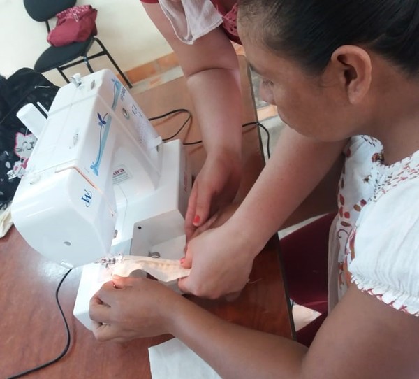 Mujeres de Filadelfia se capacitan con cursos gratuitos del SNPP