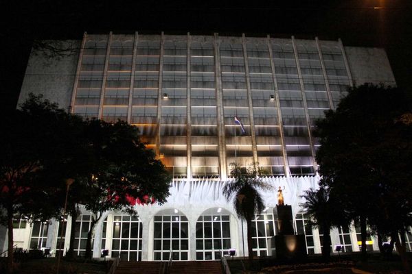 Decisiones de la plenaria de la Corte Suprema de Justicia
