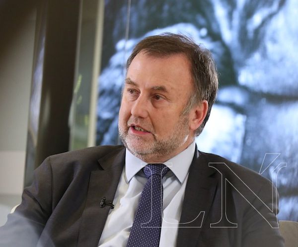 Gobierno no intervendrá en suba del precio de combustible