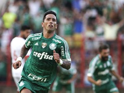 ¿Por qué se llegó a frustrar la venida de Barrios a Olimpia?