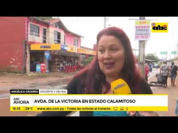 Avenida De la Victoria en estado calamitoso - Tv - ABC Color