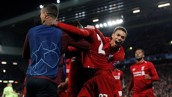 Liverpool es el primer finalista de la Champions