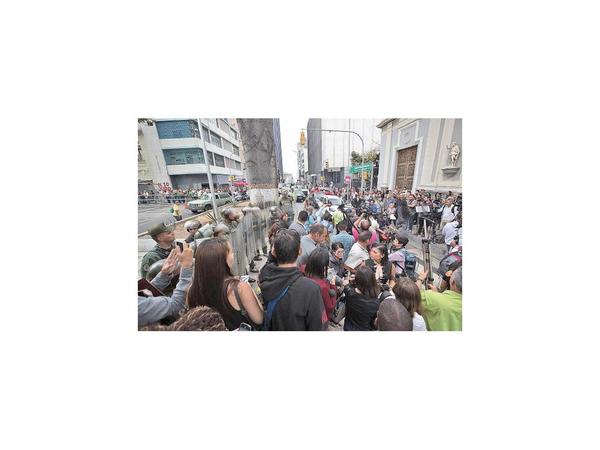Registran en Venezuela más de 2.000 detenidos políticos