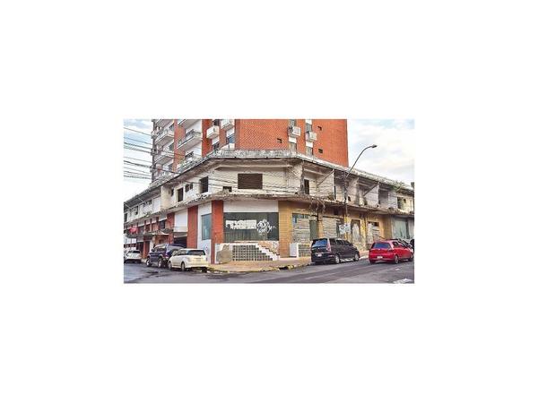 MEC tiene título de edificio, pero no hay plan definido para el uso