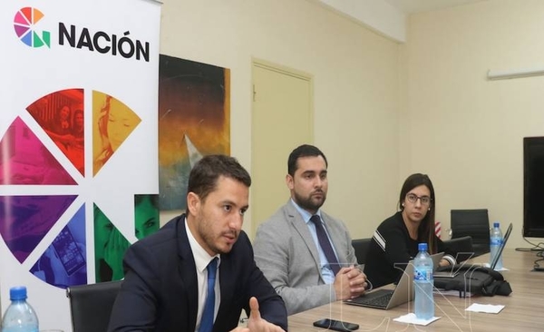 HOY / Mitic asegura que no oculta nada de la millonaria licitación