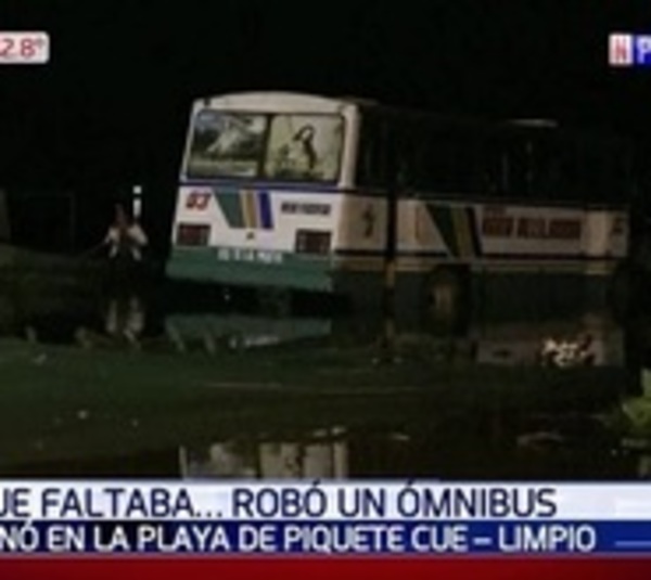 Adolescente robó un bus y terminó en el río Paraguay - Paraguay.com