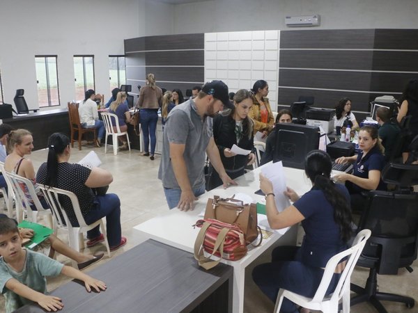 Parejas fueron en masa a arreglar casamientos "mau"