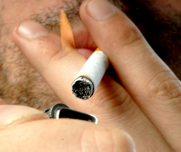 Aseguran que con mayor impuesto al tabaco se reducirá el consumo en jóvenes