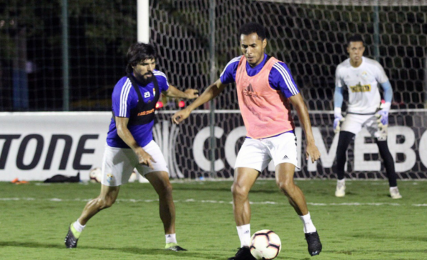 HOY / Veinte jugadores para retar al tricampeón