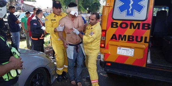JOVEN BRASILEÑO SE QUITÓ UN OJO CON SUS PROPIOS DEDOS.