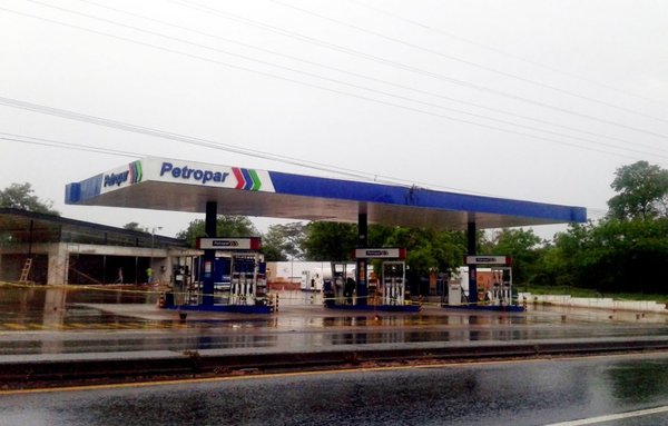 Gasoíl: Petropar habla de suba de 300 guaraníes - 730am - ABC Color