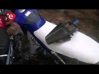 AUTOMOVILISTA ARROLLA Y ABANDONA A UN BOMBERO
