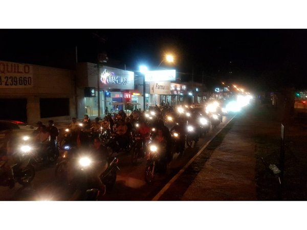 Motociclistas copan calles de Concepción por la transparencia