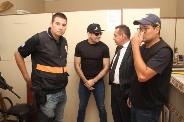 Cucho dijo a fiscala que le robaron evidencias - Nacionales - ABC Color
