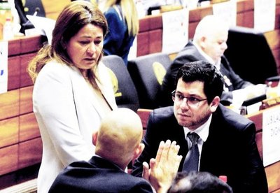 Aprueban jubilación para los odontólogos y bioquímicos - Edicion Impresa - ABC Color