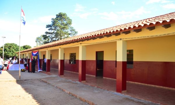 Finalizan obra en escuela donde ñiños daban clases bajo carpa