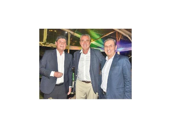 Un ameno encuentro benéfico