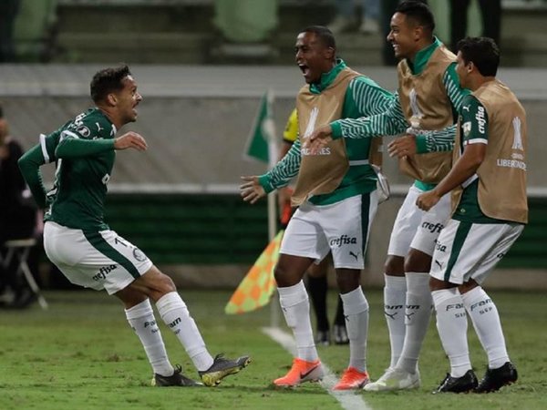 Palmeiras vence a San Lorenzo y es el mejor de la fase de grupos