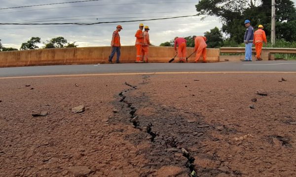 Verifican fisuras en viaducto de Hernandarias