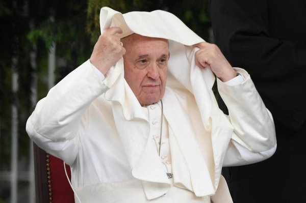 Papa convierte en obligatorio para el clero señalar abusos sexuales - Internacionales - ABC Color