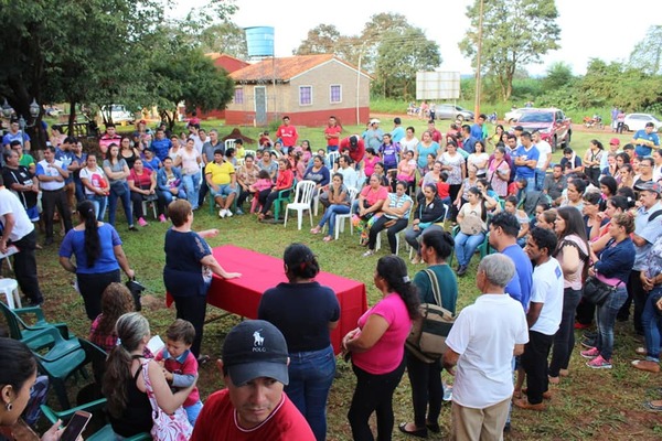 Fichan a familias para que accedan a vivienda propia - ADN Paraguayo