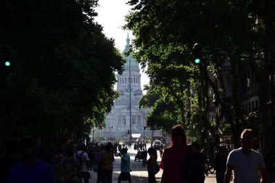 Matan a funcionario y hieren a diputado en ataque a balazos en Argentina