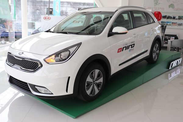 Llegó el nuevo Kia Niro Híbrido al país