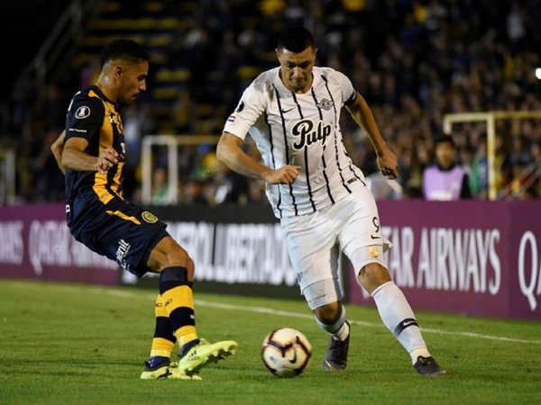 Tacuara entra en la historia de la Libertadores en casa de su rival