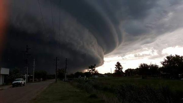 ADVIERTEN SOBRE POSIBLE TORMENTA DE GRAN ESCALA