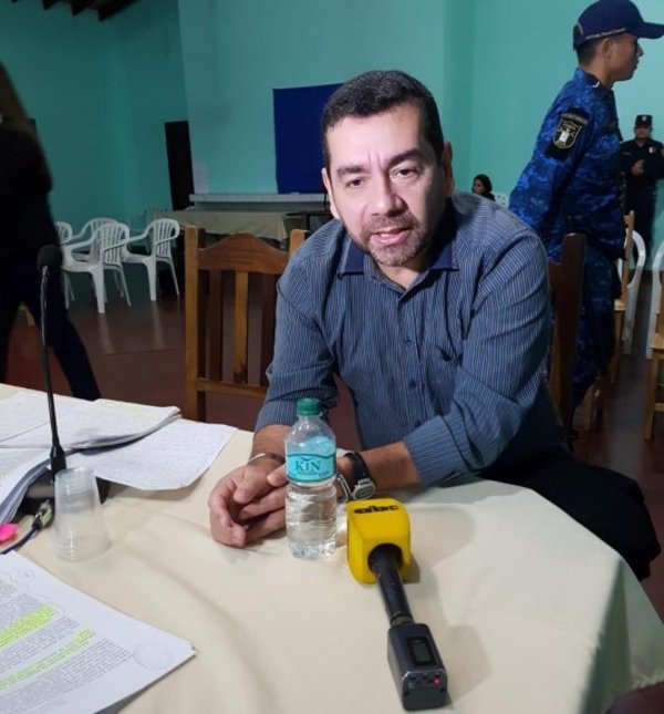 Oviedo Brítez se burla de los trabajos de inteligencia - Nacionales - ABC Color