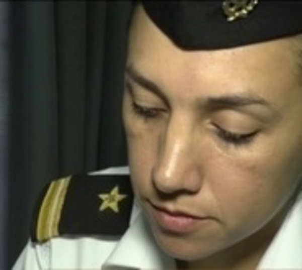 Recortan condena a militar que pidió amamantar a su hijo - Paraguay.com