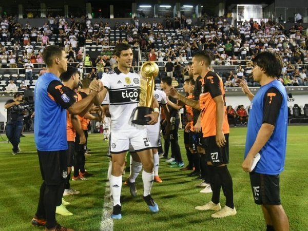 Infantino felicita al tricampeón