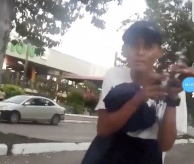 Dos “arios paraguayos” ofendieron a colombiano