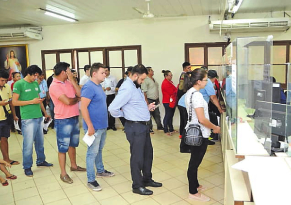 Reloj biométrico en Comuna | Diario Vanguardia 12