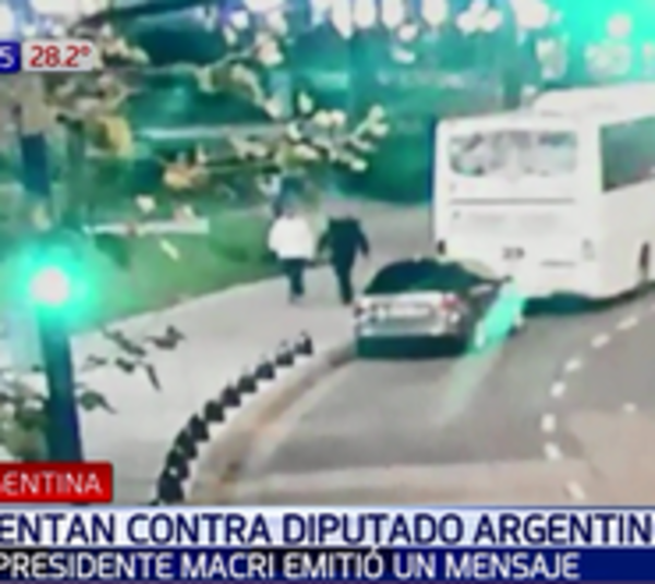 Atacan a tiros a diputado frente al Congreso argentino - Paraguay.com