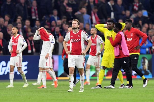 El emotivo mensaje de aliento del Ajax - Deportes - ABC Color
