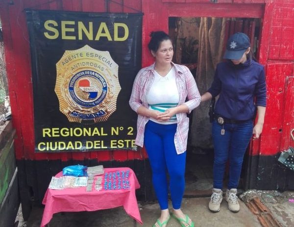 Detienen a distribuidora de drogas en Remansito
